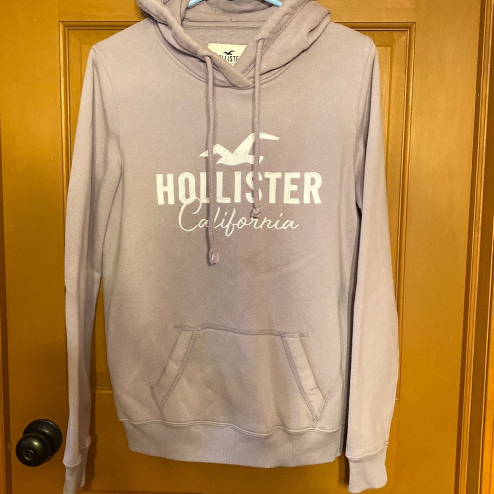 Women’s Hollister Hoodie